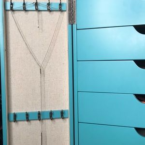 Silver Dangle Necklace